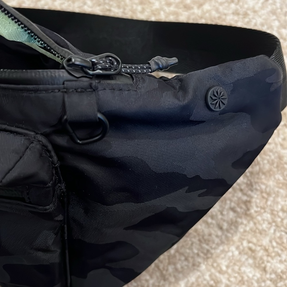 Athleta belt bag - Picture 5 of 7